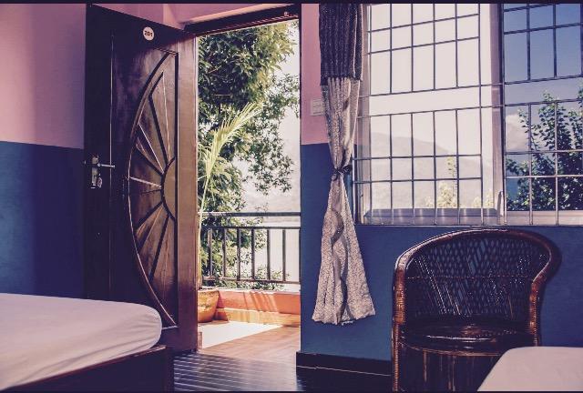 Sweet Dreams Hotel ポカラ エクステリア 写真